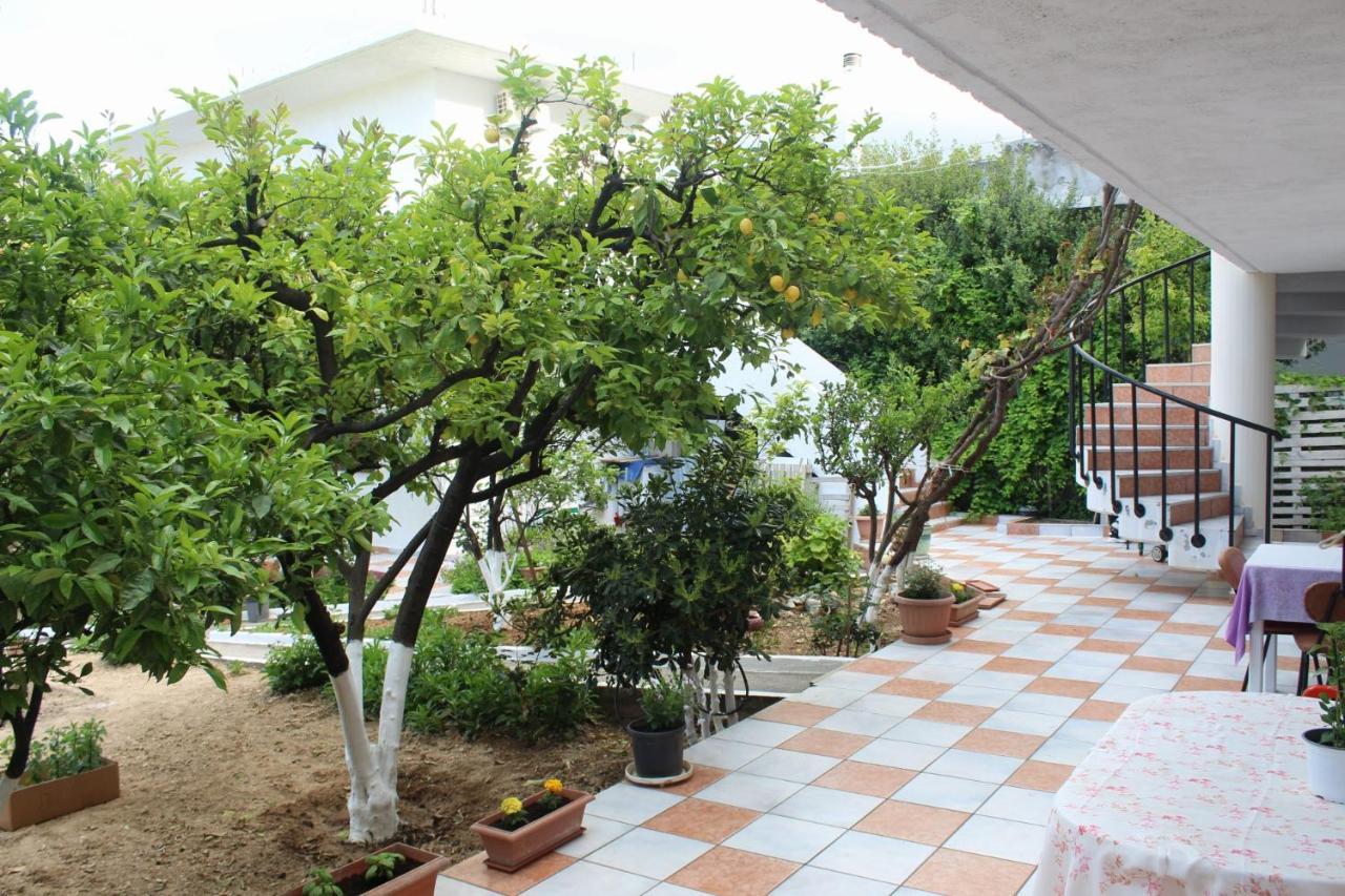 Village Hersonissos (Crete)